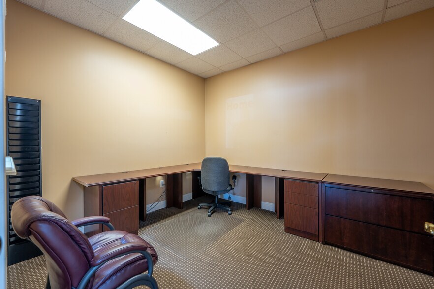 More Photos Of 2840 Ligonier St, Latrobe Office For Sale