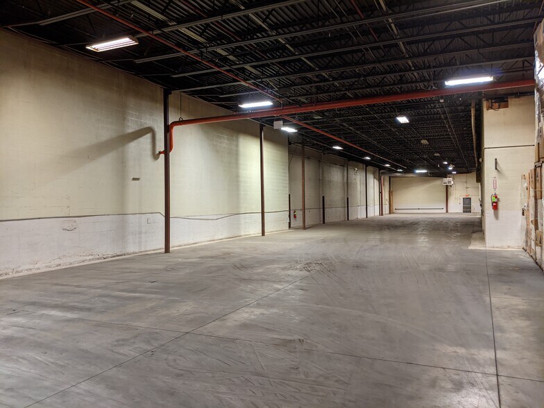 More Photos Of 18 Main St, Silver Creek Food Processing For Lease