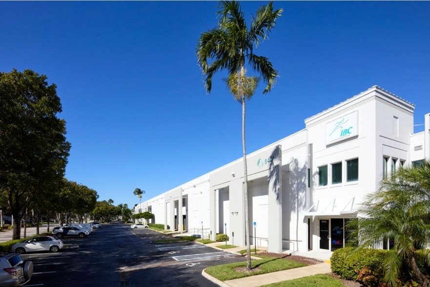 Primary Photo Of 8401 NW 17th St, Miami Warehouse For Lease