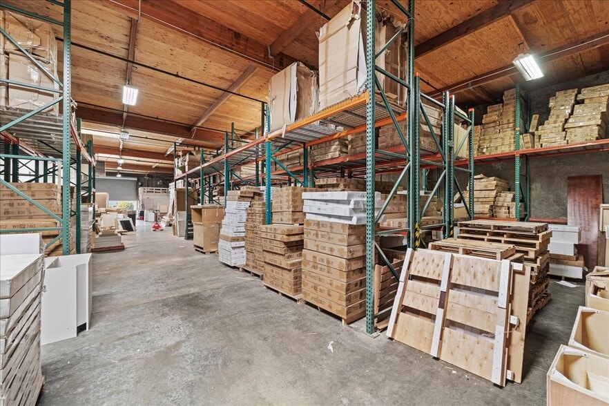 More Photos Of 283-299 Harbor Way, South San Francisco Warehouse For Lease