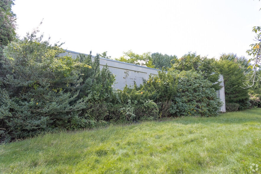 More Photos Of 110 Woodfern Rd, Branchburg Research And Development For Sale