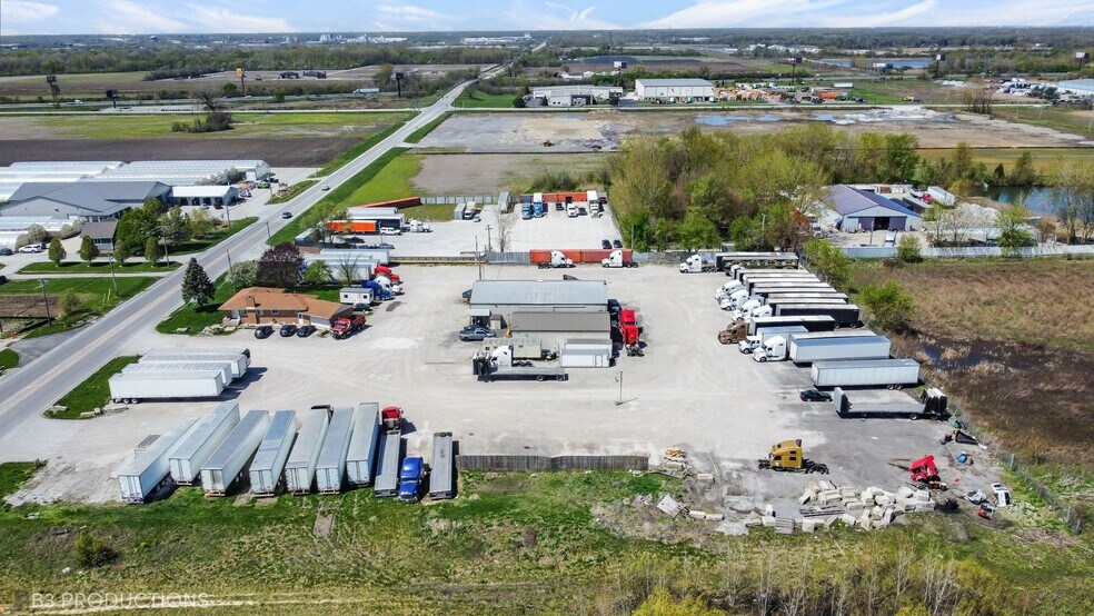 More Photos Of 1787 E Joe Orr Rd, Lynwood Warehouse For Sale