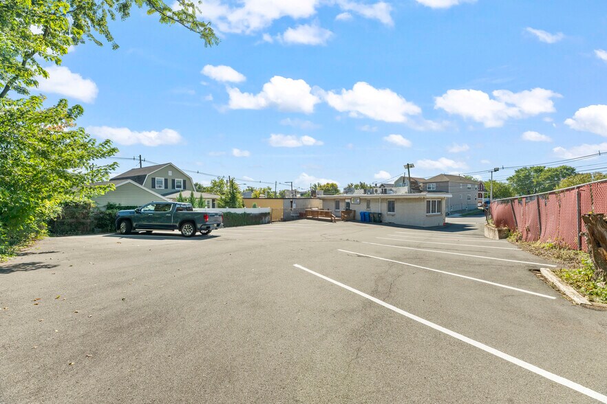 More Photos Of 330 New Brunswick Ave, Fords Office For Lease