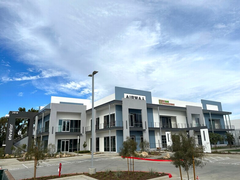 More Photos Of 3816 Stineman Ct, Long Beach Loft Creative Space For Lease