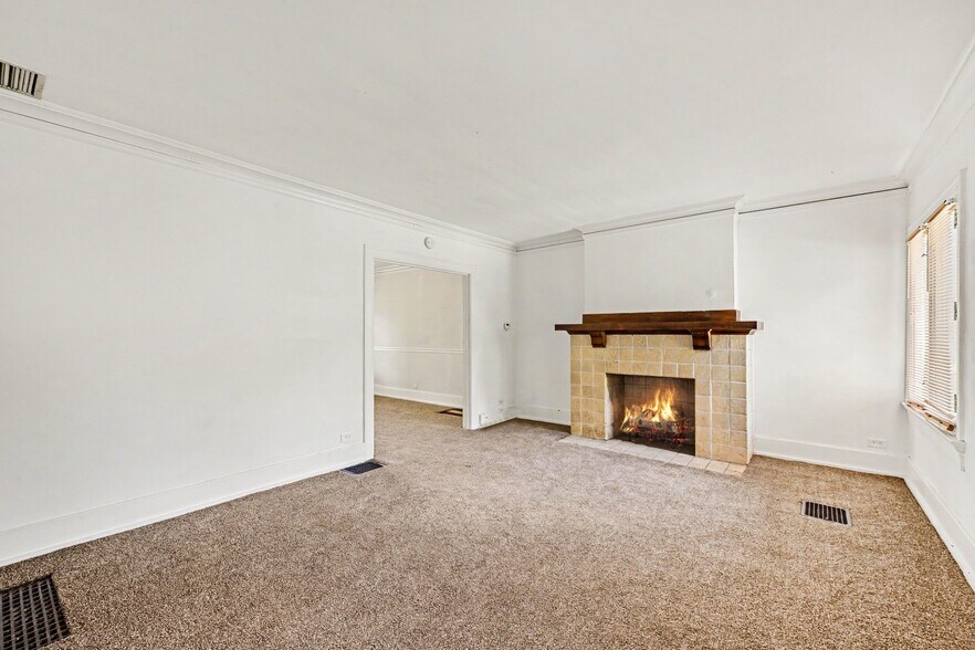 More Photos Of 611 Delaware Ave, Dayton Apartments For Sale