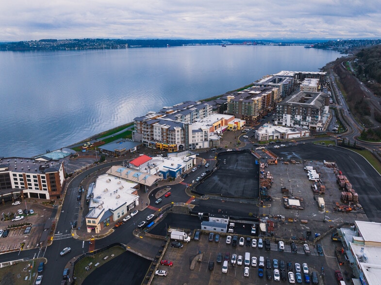 More Photos Of 5058 Main St, Tacoma General Retail For Lease