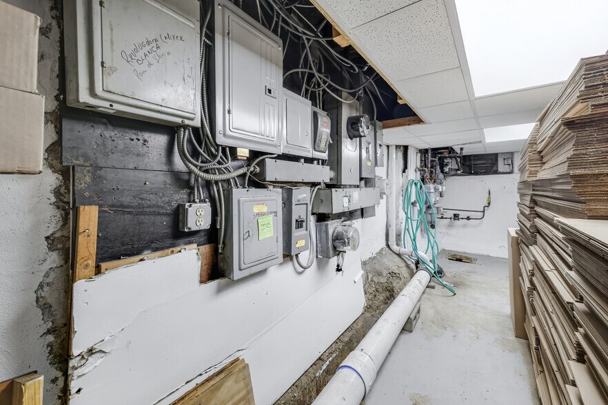 More Photos Of 6813 Park Ave, Guttenberg Storefront Retail Residential For Sale