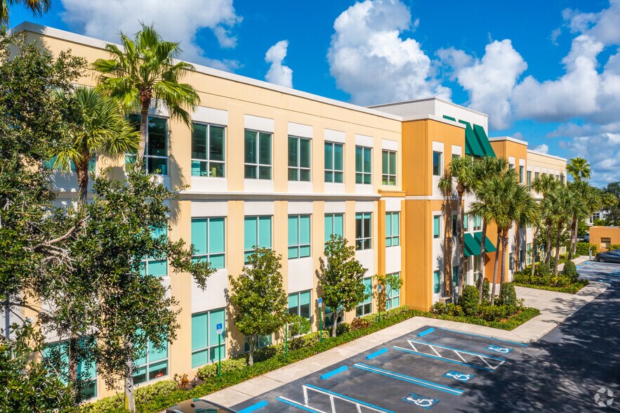 More Photos Of 6000 Broken Sound Pky NW, Boca Raton Office For Lease