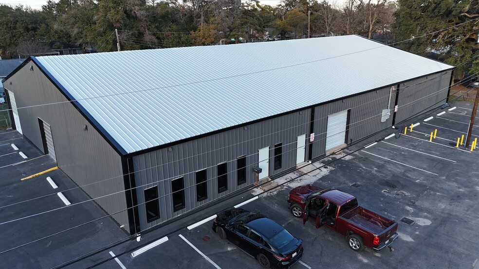 Primary Photo Of 29 Berry Rd, Houston Warehouse For Lease