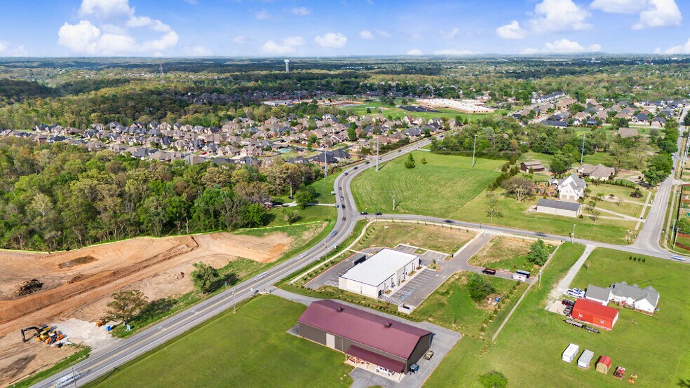 More Photos Of 4103 SW 2nd St, Bentonville Office For Lease