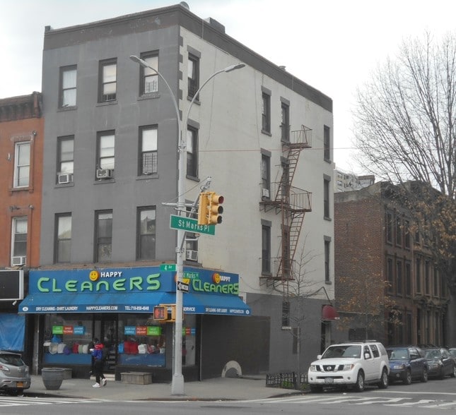 More Photos Of 86 4th Ave, Brooklyn Storefront Retail Residential For Sale