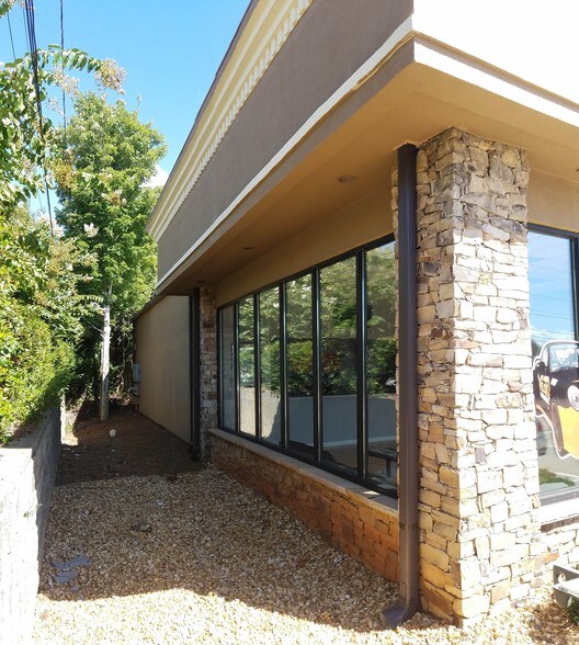 More Photos Of 2028 Scenic Hwy N, Snellville Freestanding For Lease