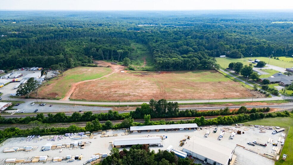 More Photos Of 433 U.S. 41, Forsyth Land For Sale