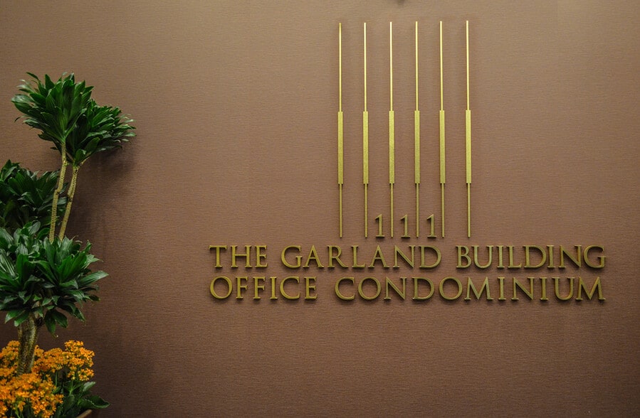 More Photos Of 50 E Washington St, Chicago Office For Sale