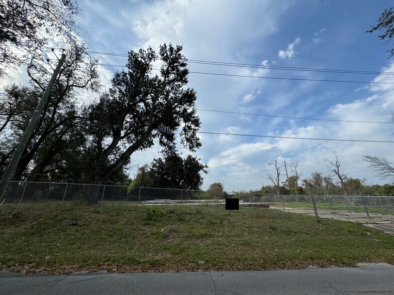 More Photos Of 3014 1st Ct E ct, Panama City Land For Lease