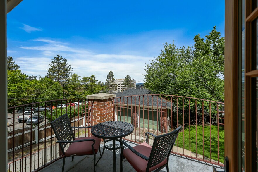 More Photos Of 820 W 7th Ave, Spokane Office Residential For Sale