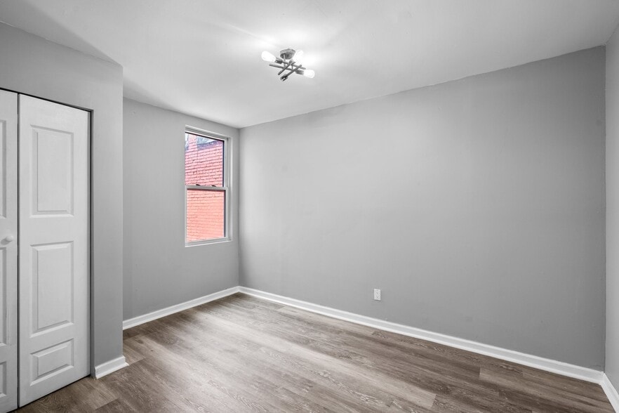 More Photos Of 2800 Huntingdon Ave, Baltimore Storefront Retail Residential For Lease