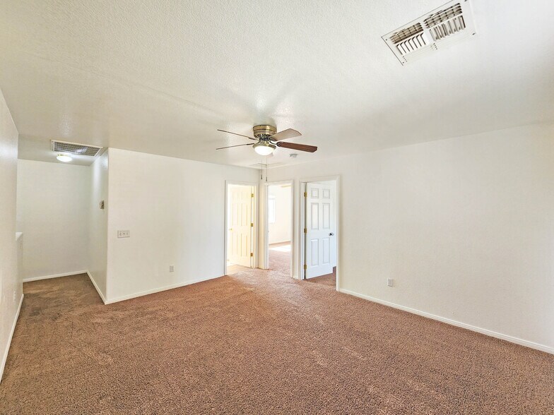 More Photos Of 1951 Teepee Rd, Pahrump Apartments For Sale