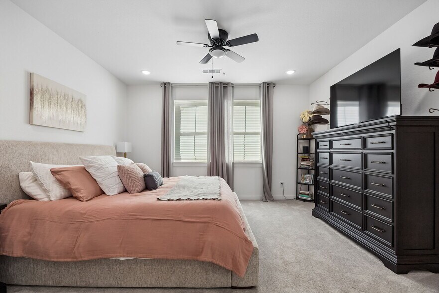 More Photos Of , Fort Worth Multifamily For Sale