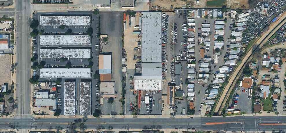 More Photos Of 1689 E Mission Blvd, Pomona Warehouse For Sale