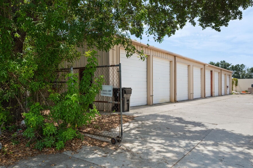 Primary Photo Of 4808 N Hubert Ave, Tampa Warehouse For Lease
