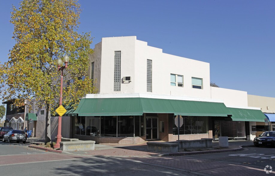 Primary Photo Of 520-522 W 2nd St, Antioch Storefront Retail Office For Lease