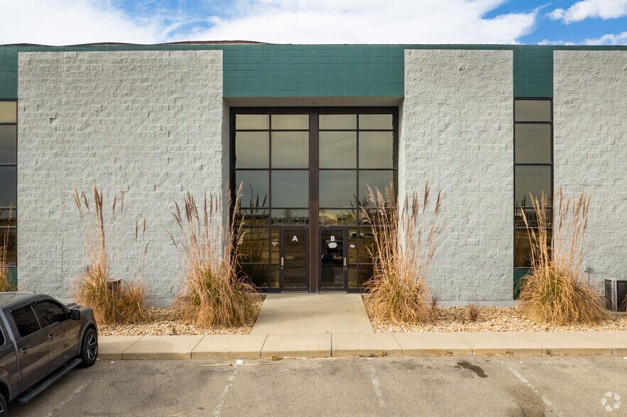 More Photos Of 3773 Monarch St, Frederick Warehouse For Lease