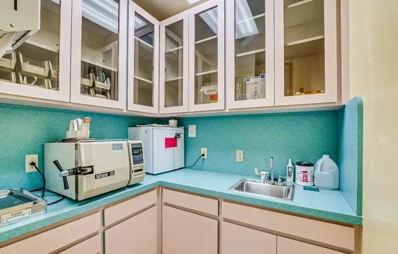 More Photos Of 3055 Route 27, Franklin Park Medical For Sale