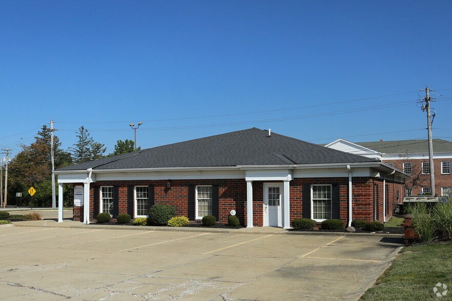 Primary Photo Of 34820-34840 Chardon Rd, Willoughby Medical For Sale