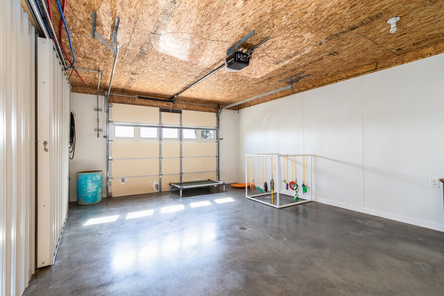 More Photos Of 12646 300th st, Wheeler Specialty For Sale