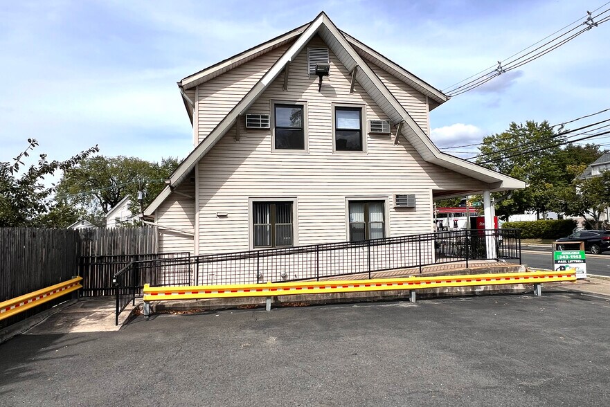 More Photos Of 17 Winant Ave, Ridgefield Park Office Residential For Sale