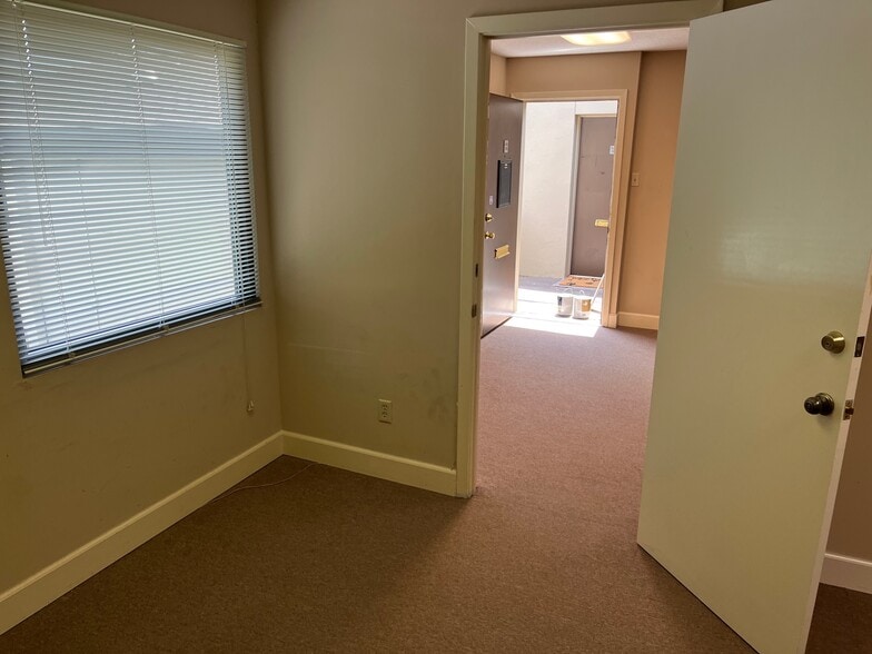 More Photos Of 2024 Arkansas Valley Dr, Little Rock Office For Sale