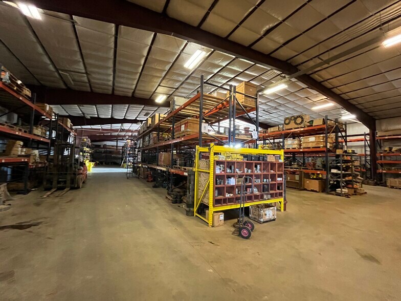 More Photos Of 3102 Main Street, Watford City Industrial For Sale