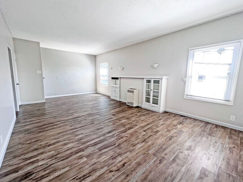 More Photos Of 679 Obispo Ave, Long Beach Apartments For Sale