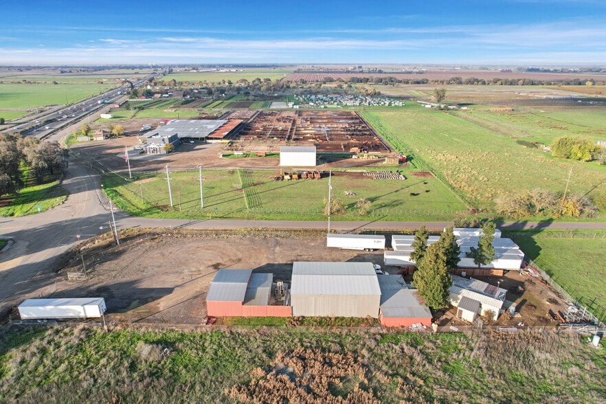 More Photos Of 10150 Mingo Rd, Galt Warehouse For Lease