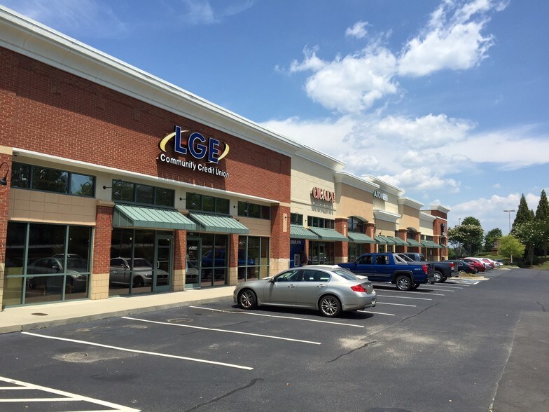 More Photos Of 1010 Mansell Rd, Roswell Freestanding For Lease