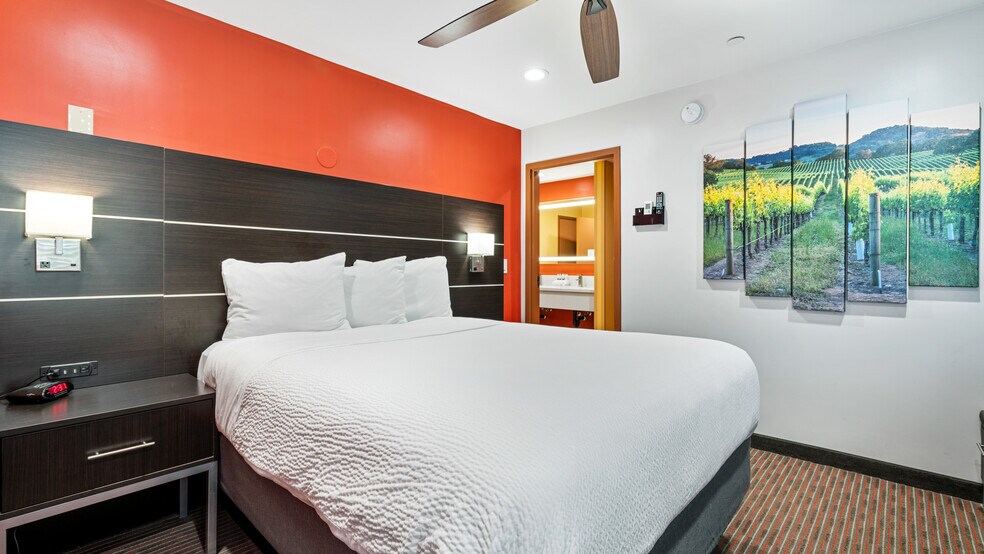 More Photos Of 178 Dry Creek Rd, Healdsburg Hotel For Sale