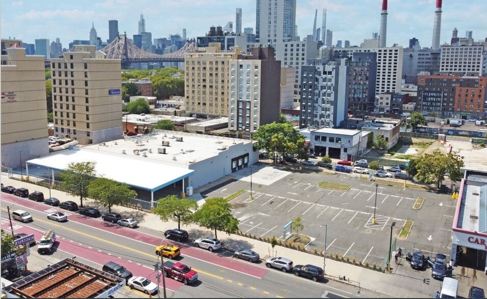 More Photos Of 38-50 21st St, Long Island City Warehouse For Lease