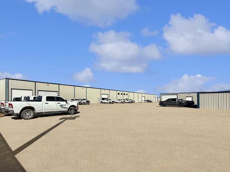 More Photos Of 7710 W Highway 80, Midland Office For Sale