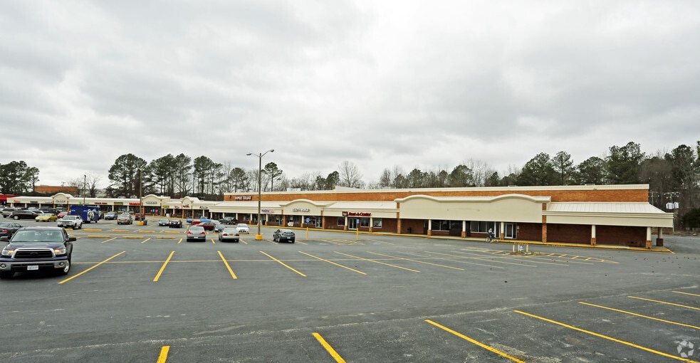 More Photos Of 805-841 W Constance Rd, Suffolk General Retail For Sale