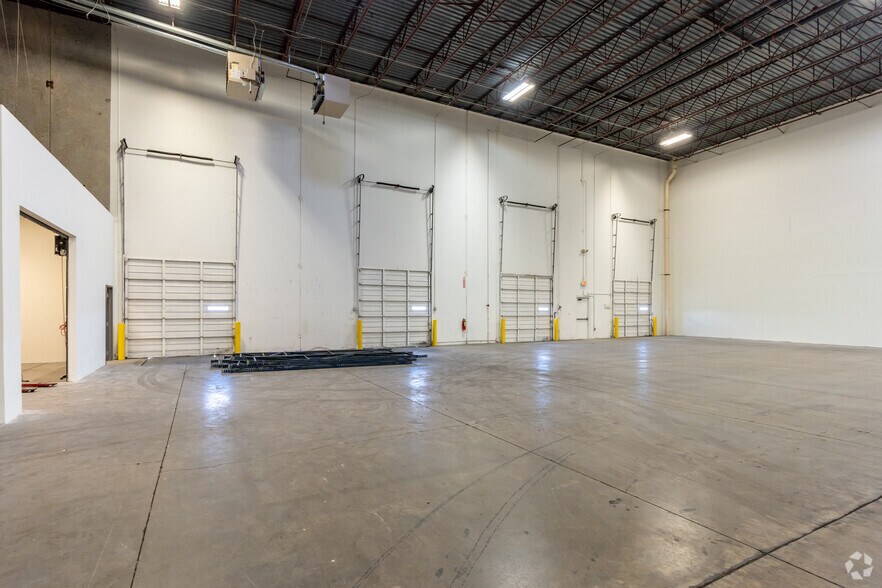 More Photos Of 700 Eight Twenty Blvd, Fort Worth Unknown For Lease