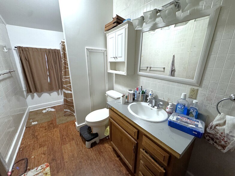 More Photos Of 28 Frederick St, Binghamton Office Residential For Sale