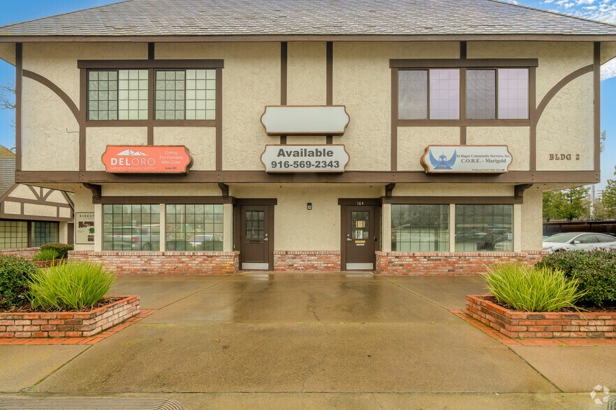 More Photos Of 8421 Auburn Blvd, Citrus Heights Office For Lease