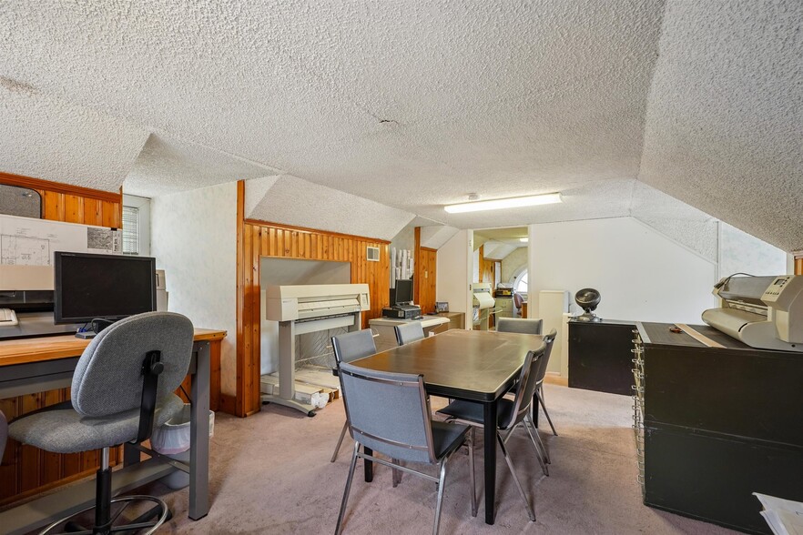 More Photos Of 214 N Main St, North Wales Office Residential For Sale
