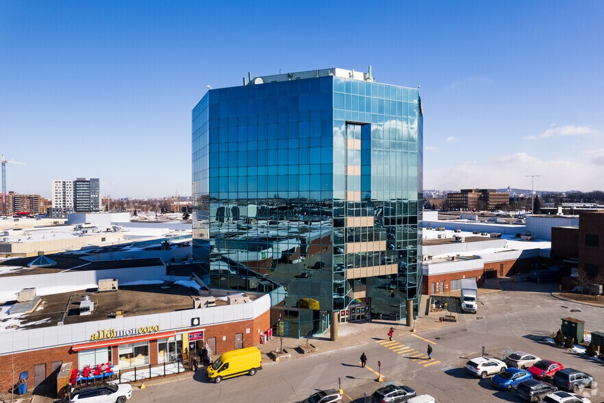 More Photos Of 3333 Boul De La Côte-Vertu, Saint-Laurent Office Residential For Lease