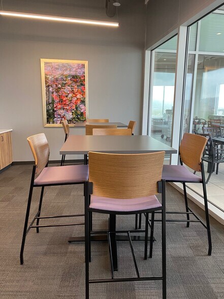 More Photos Of 350 Technology Dr, Pittsburgh Medical For Lease