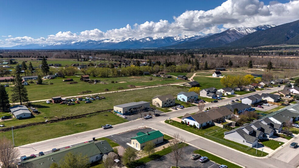 More Photos Of 115 Valley View St, Stevensville Restaurant For Sale