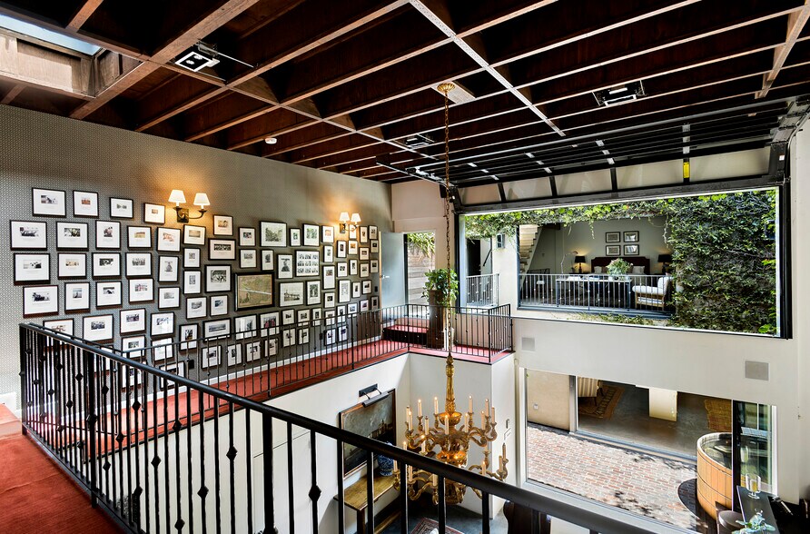 More Photos Of 1719 Abbot Kinney Blvd, Venice Office Residential For Lease