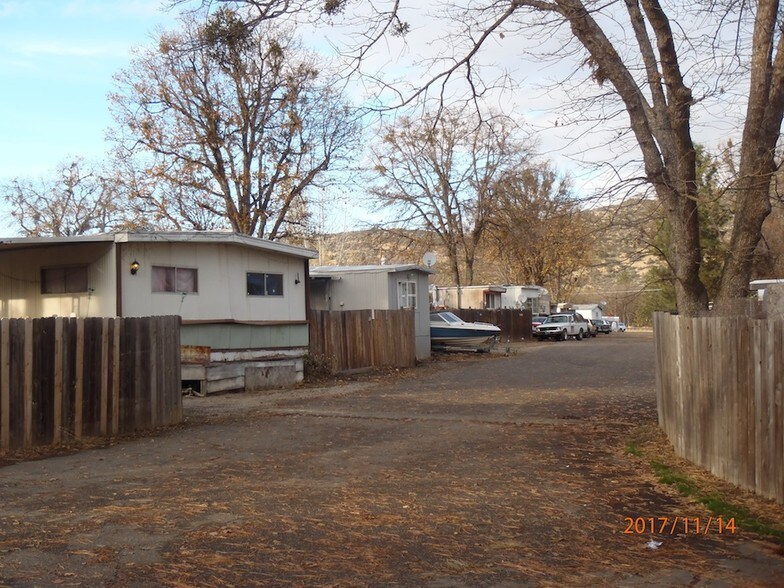 More Photos Of 6431 Old Highway 99 S, Yreka Manufactured Housing Mobile Home Park For Sale