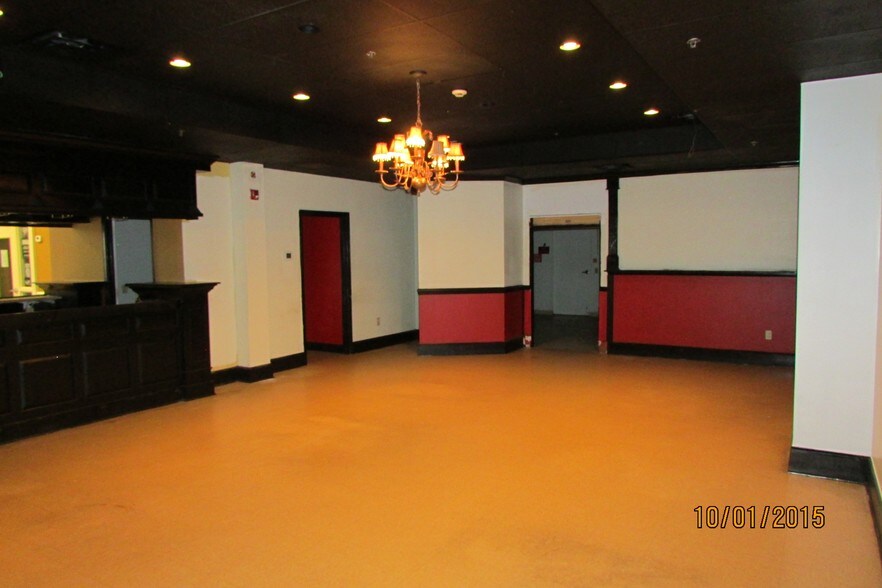 More Photos Of 323 Falls Dr NW, Abingdon Office For Sale